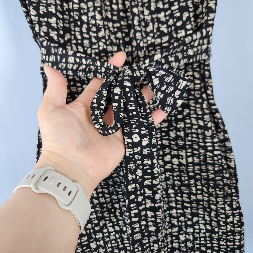 Motherhood Tie Back Dress - Picture 4 of 5